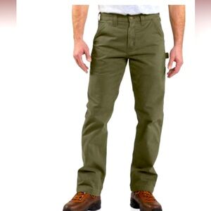 Carhartt cargo pants- new with tags. Relaxed fit.
Mens size 34 x 36. Army green.
